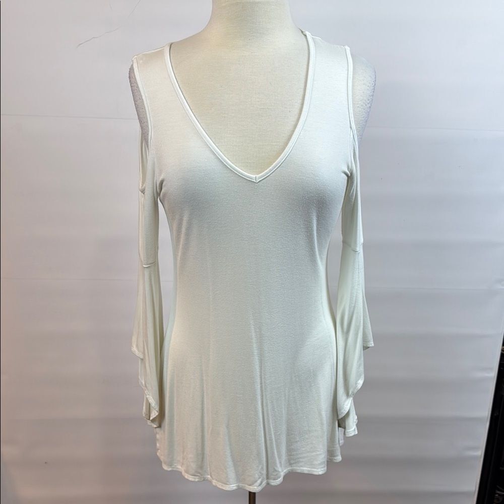 Boston Proper White V-neck Cold Shoulder Top, Small